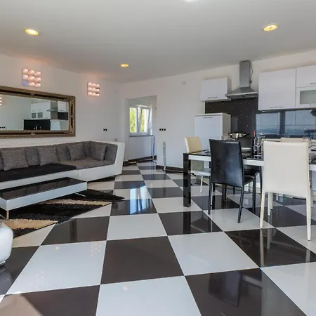 Villa Crikvenica * Crikvenica