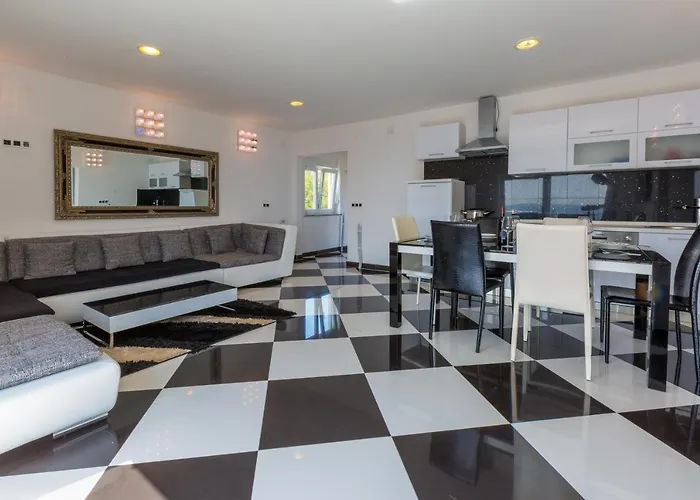 Villa Crikvenica * ツリクヴェニツァ