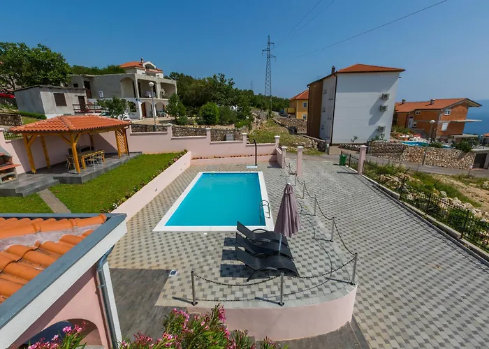 Villa Crikvenica ツリクヴェニツァ